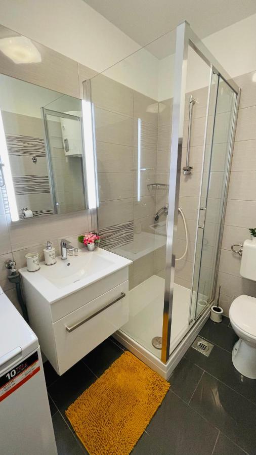 Apartmans And Rooms Madunic I Split Dış mekan fotoğraf