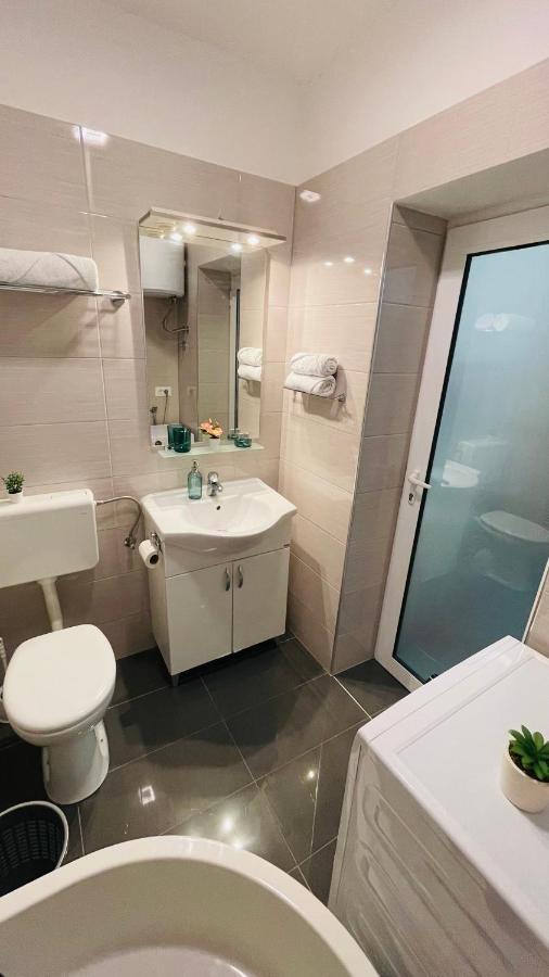 Apartmans And Rooms Madunic I Split Dış mekan fotoğraf