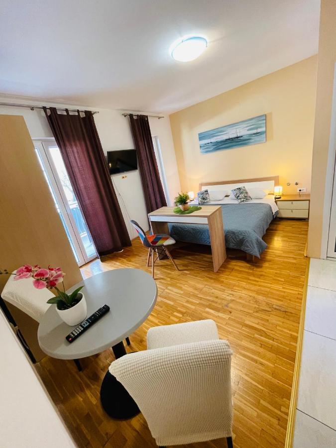 Apartmans And Rooms Madunic I Split Dış mekan fotoğraf